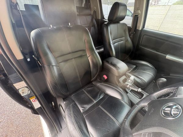2014 Toyota Hilux Invincible 3.0 D4D Crewcab 362792810
