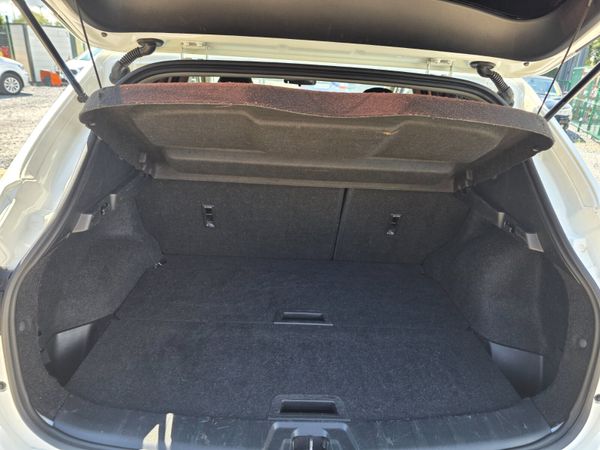 Nissan Qashqai Automatic petrol 2015 362824041