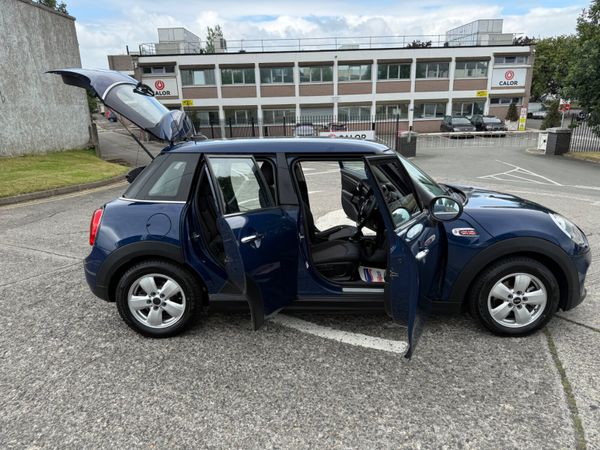 Mini cooper 2017 Auto 362824481