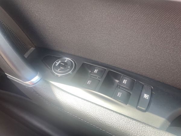 Hyundai i40 2018 , low milage , new clutch 362820925