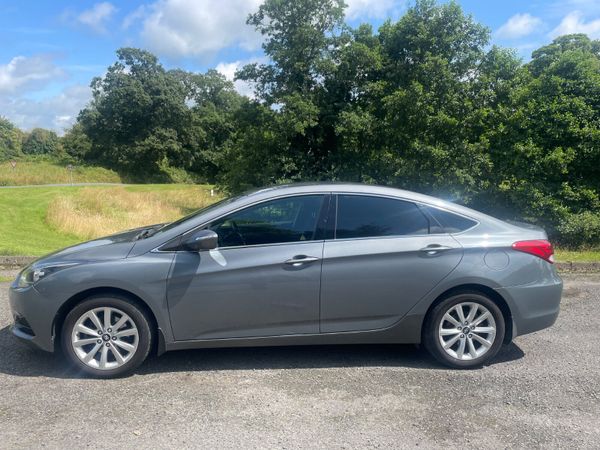 Hyundai i40 2018 , low milage , new clutch 362820921