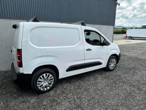 2021 Peugeot Partner Prof - No vat 362839557