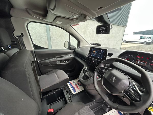 2021 Peugeot Partner Prof - No vat 362839564