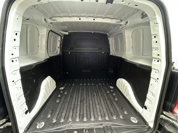 2021 Peugeot Partner Prof - No vat 362839566