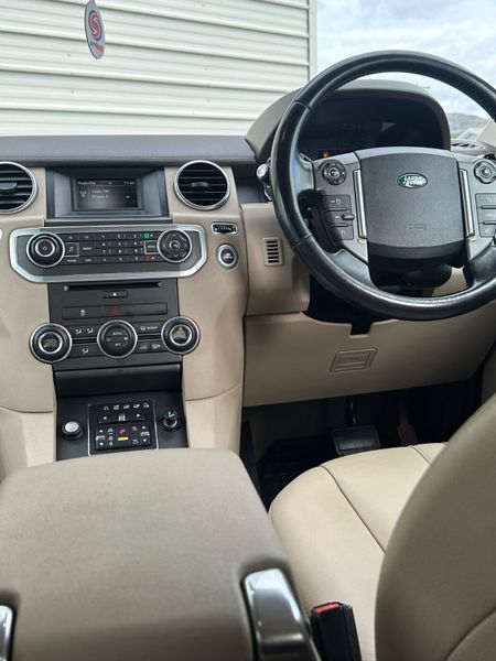 Land Rover Discovery 3.0 TDV6 XE Auto 362844077