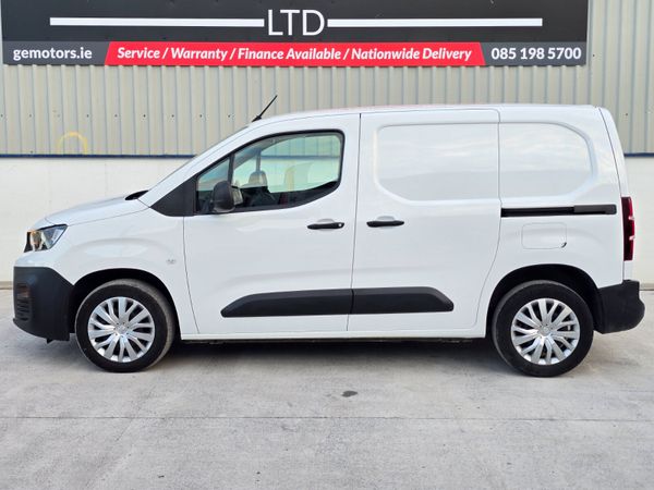 Peugeot Partner 2022 362889297