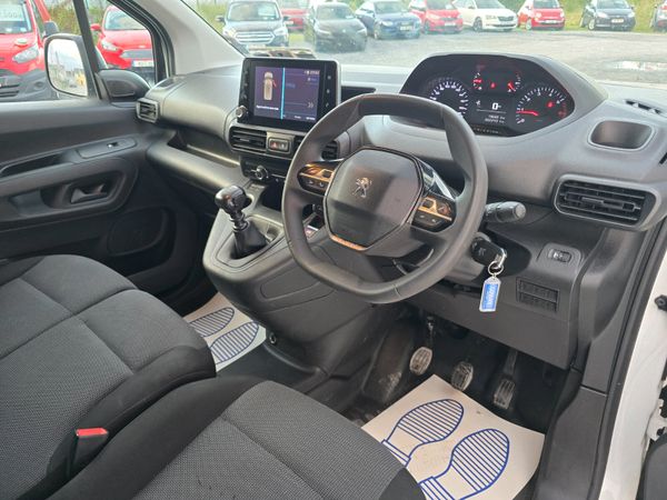 Peugeot Partner 2022 362889307
