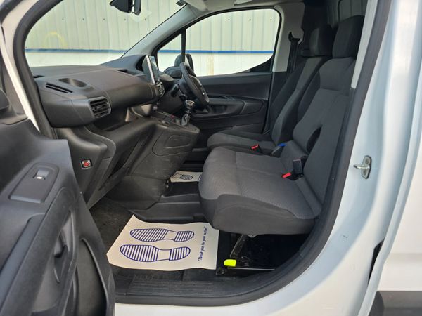 Peugeot Partner 2022 362889301