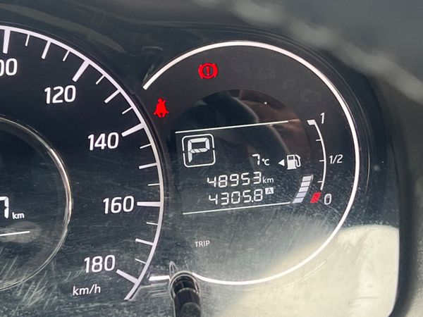 Nissan Note 2015 362936005