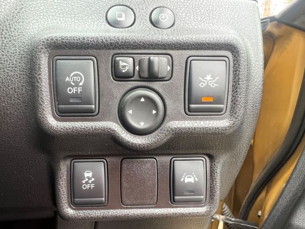 Nissan Note 2015 362936009