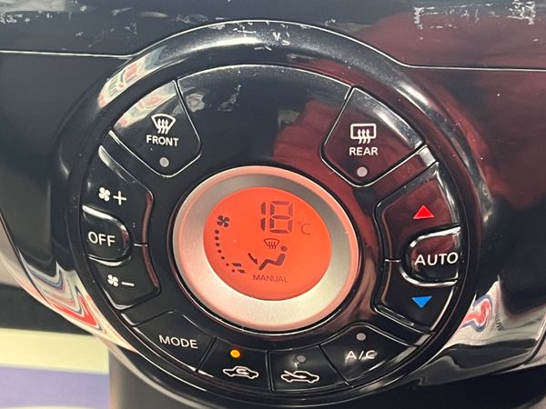 Nissan Note 2015 362936011