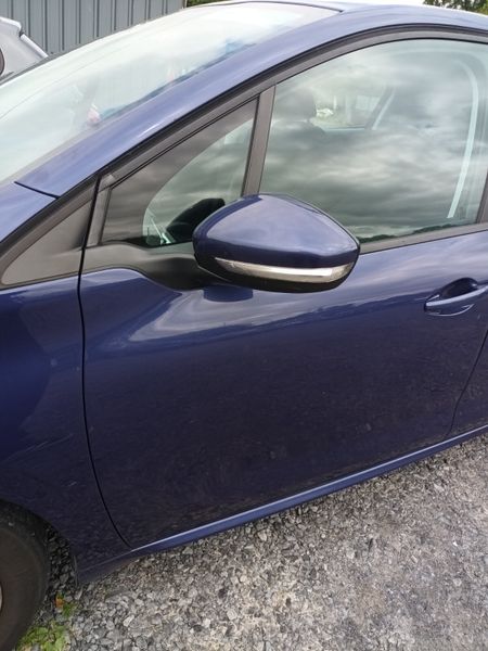 Peugeot 208 2015 362933104