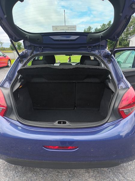 Peugeot 208 2015 362933105