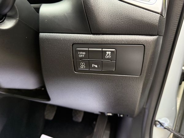 Mazda 3 Platinium 2018 362944068
