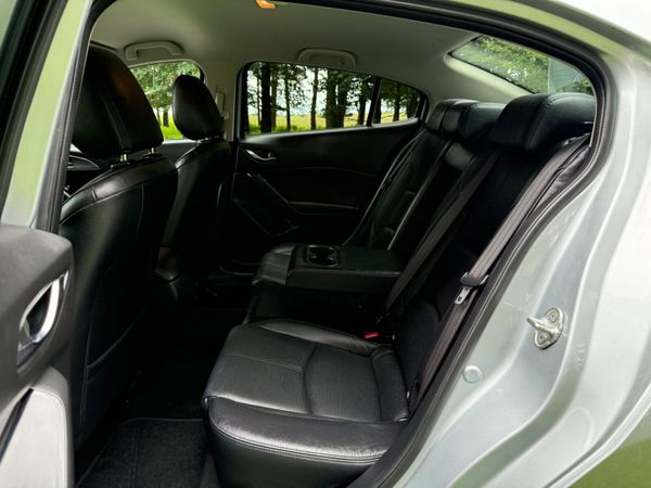 Mazda 3 Platinium 2018 362944107