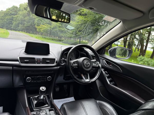 Mazda 3 Platinium 2018 362944108