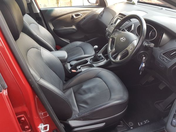 ix35 .. PAN ROOF.. LOW KM.. NCT TODAY 362945888