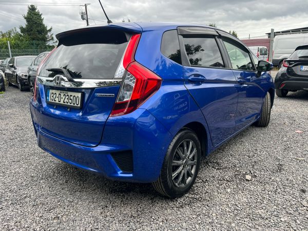 Honda Fit Hybrid Auto 2013 362940848