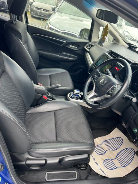 Honda Fit Hybrid Auto 2013 362940851