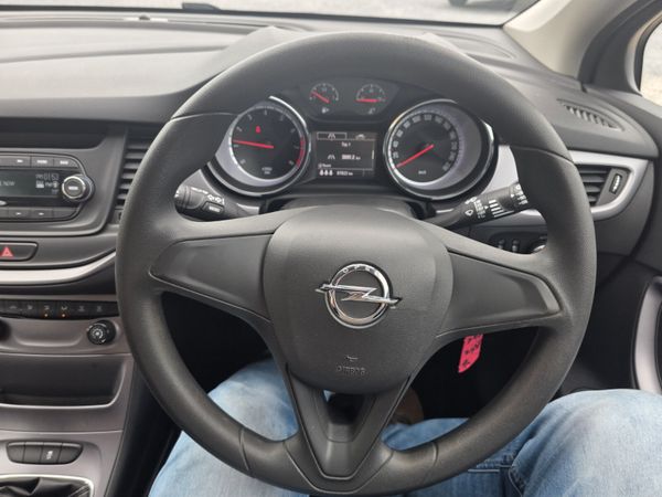 Opel Astra 2016 362940977