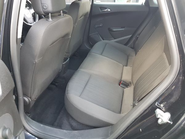 10 ASTRA NEW SHAPE.. 1.4cc PETROL 362942879