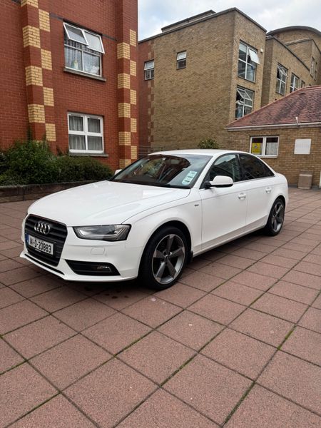 Audi A4 2014 362984145
