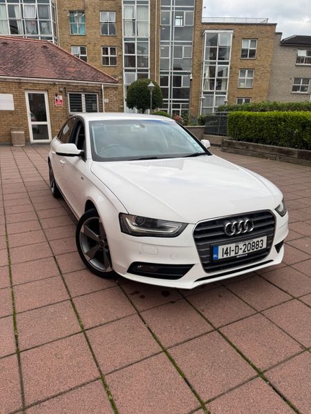 Audi A4 2014 362984149
