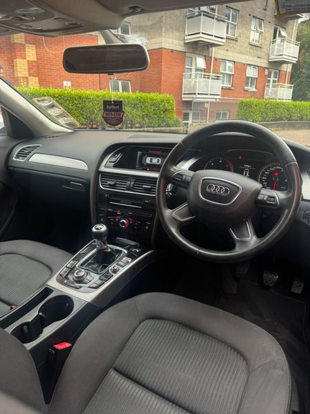 Audi A4 2014 362984167