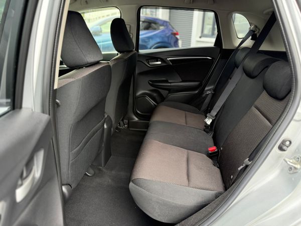 2015 Honda Fit 1.5 Hybrid Auto, 55k Miles only 362999544