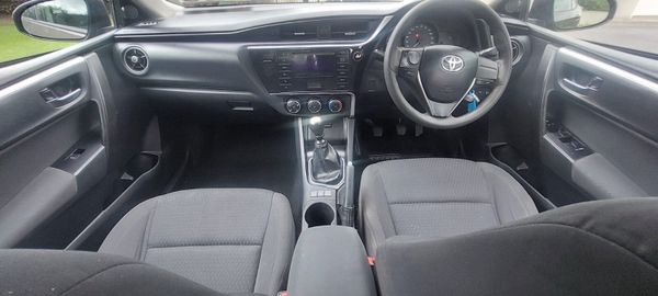 Toyota Corolla 2017 363039455