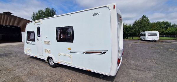 Lunar Coastline caravan 4 berth 363047461