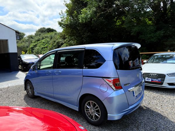 Honda Freed 2015 363058682