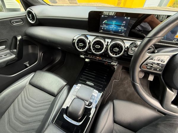Mercedes-Benz A180 D AMG Sport Automatic 363171634