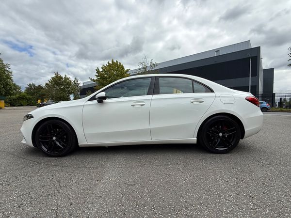 Mercedes-Benz A180 D AMG Sport Automatic 363171638
