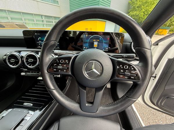 Mercedes-Benz A180 D AMG Sport Automatic 363171639