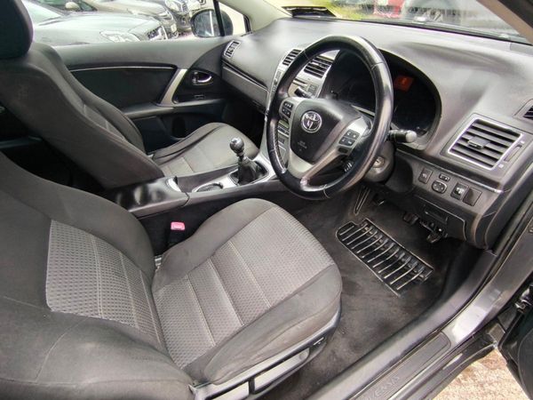 Toyota Avensis 2.0 D-4d DPF 125 BHP Terra 363295674