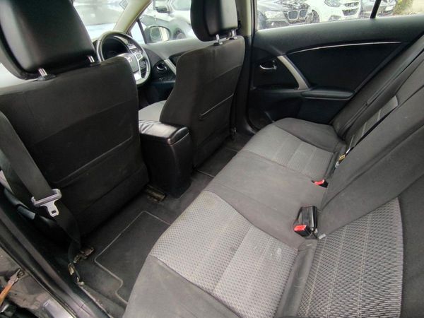Toyota Avensis 2.0 D-4d DPF 125 BHP Terra 363295677