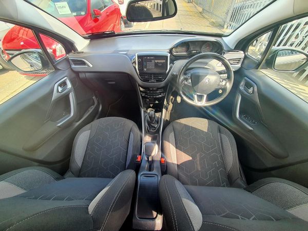 2017 Peugeot 2008  Manual 363323977