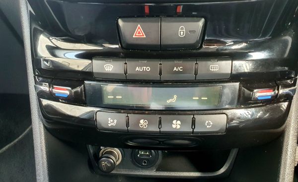 2017 Peugeot 2008  Manual 363323971