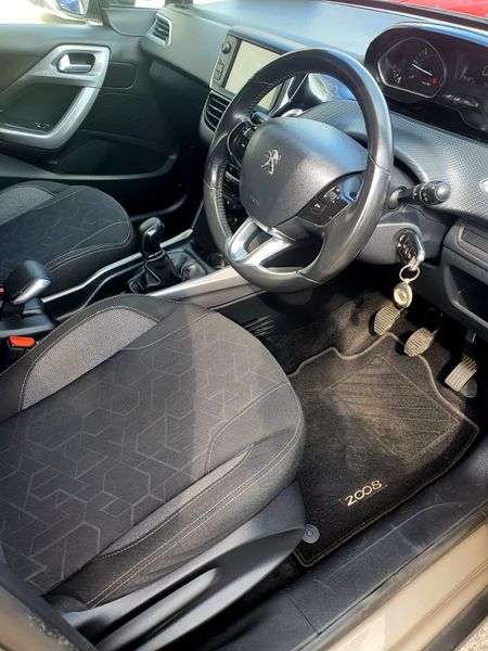 2017 Peugeot 2008  Manual 363323980