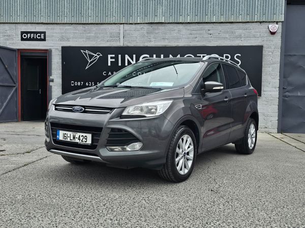 FORD KUGA 4 SEAT TITANIUM // 03/26 DOE // PLUS VAT 363425427