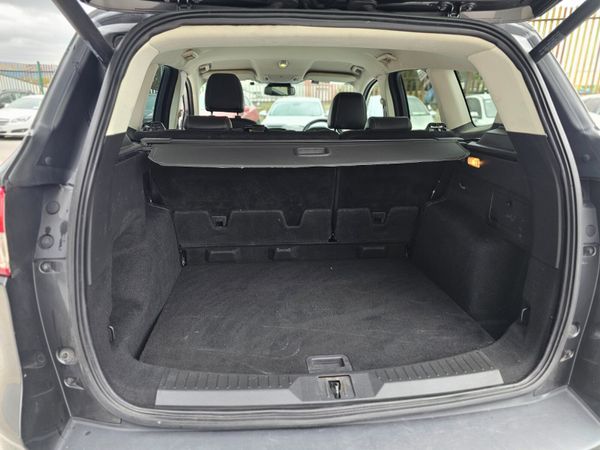 FORD KUGA 4 SEAT TITANIUM // 03/26 DOE // PLUS VAT 363425423