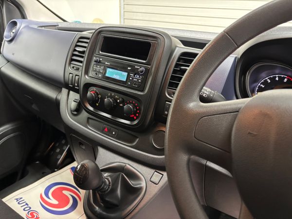 2016 VAUXHALL VIVARO 9 SEATER 363455146