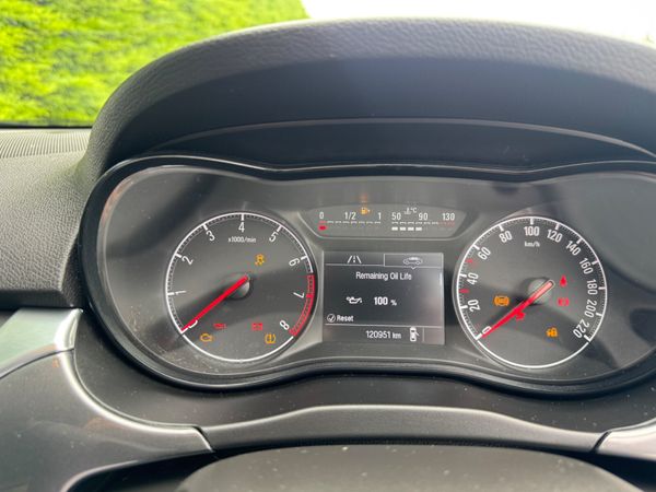 Opel Corsa 2016 SC 1.4 LOW MILEAGE 363516660