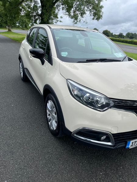 Renault Captur 2017 DCI 90 Low Mileage 363545972