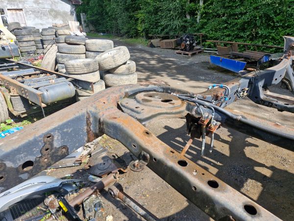 Toyota landcruiser 03 to 10 swb chassis 363546609