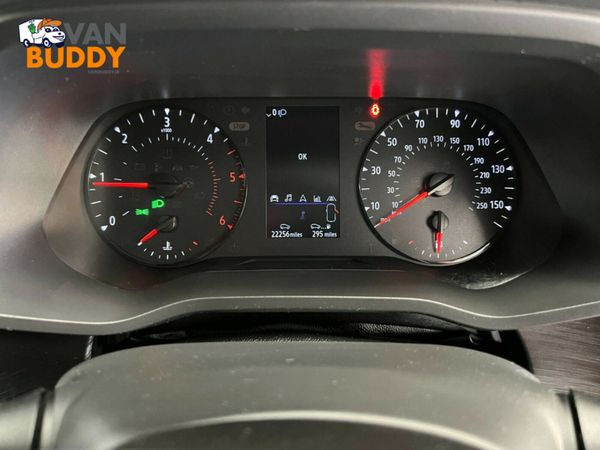 Renault Trafic 2.0 dCi Blue 28 Sport+ SWB Euro 6 ( 363564424
