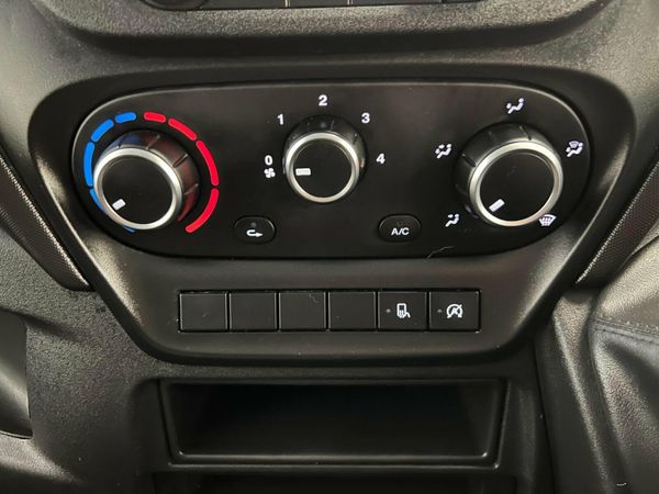 Iveco Daily 2.3D HPI 14V 35S 3520 MWB High Roof Eu 363566159