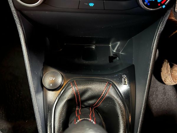 Ford Fiesta Van 1.0T EcoBoost MHEV Sport Euro 6 (s 363569163