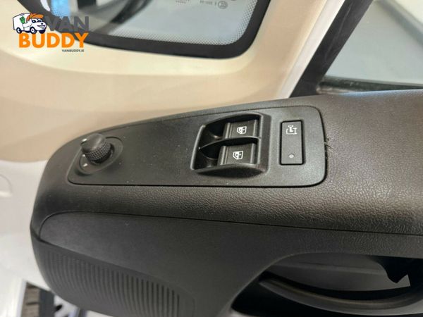Peugeot Boxer 2.2 BlueHDi 335 Professional Premium 363569713